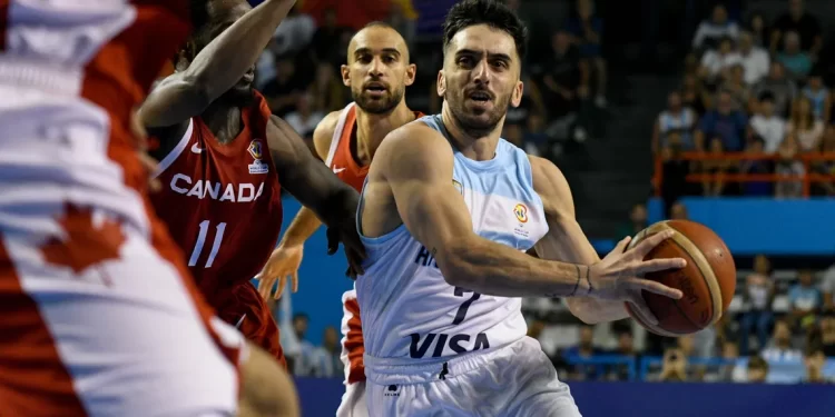 Básquet: Argentina derrotó a Canadá y está a un paso del Mundial