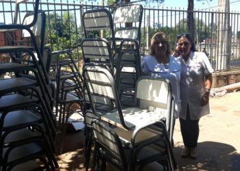 El gobierno provincial continúa equipando a las escuelas