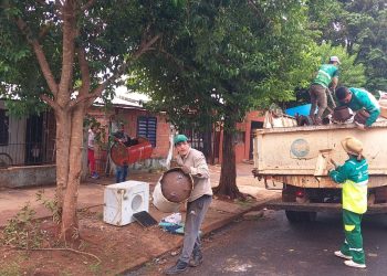 Posadas: ejecutan trabajos de limpieza en el barrio A4