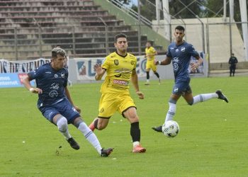 Crucero del Norte empató en Salta