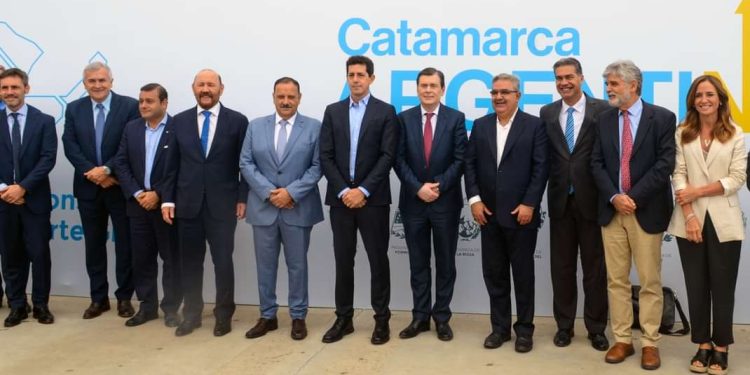 Nación se comprometió a priorizar y seguir financiando proyectos de infraestructura para el Norte Grande