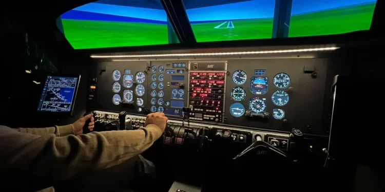 La escuela de pilotaje de Silicon Misiones contará con un simulador de vuelo