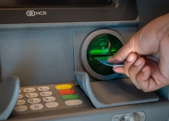 Este viernes pagarán los haberes a empleados públicos