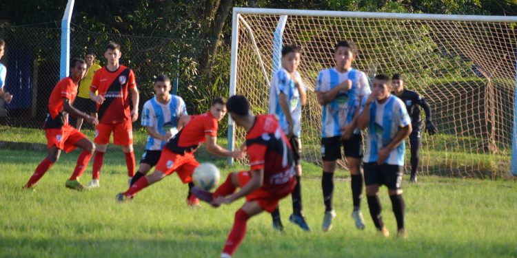Liga Regional Obereña de Fútbol: se juega la sexta fecha