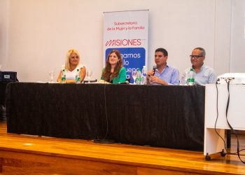 Desarrollo Social y Salud Pública presentaron el Plan 1.000 Días con la entrega de kits de lactancia