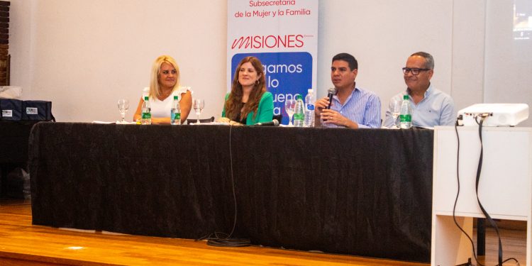 Desarrollo Social y Salud Pública presentaron el Plan 1.000 Días con la entrega de kits de lactancia