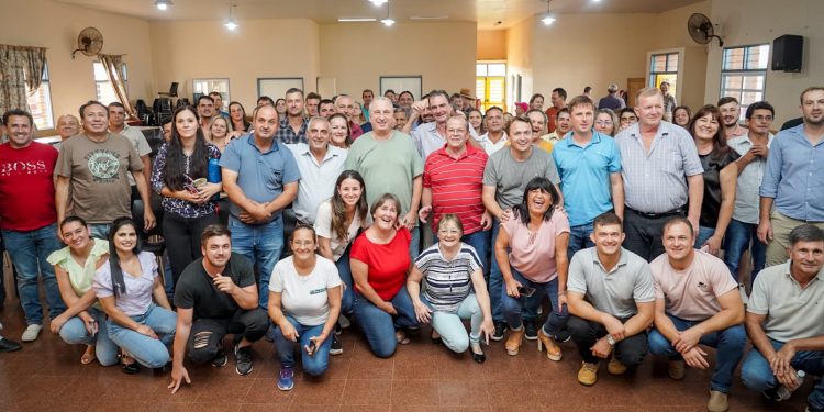 Passalacqua se reunió con candidatos a intendente de Aurora: «Estamos dando un ejemplo de alta política al país»