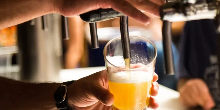 Emprendedores cerveceros se fortalecen con asistencia del Fondo de Crédito