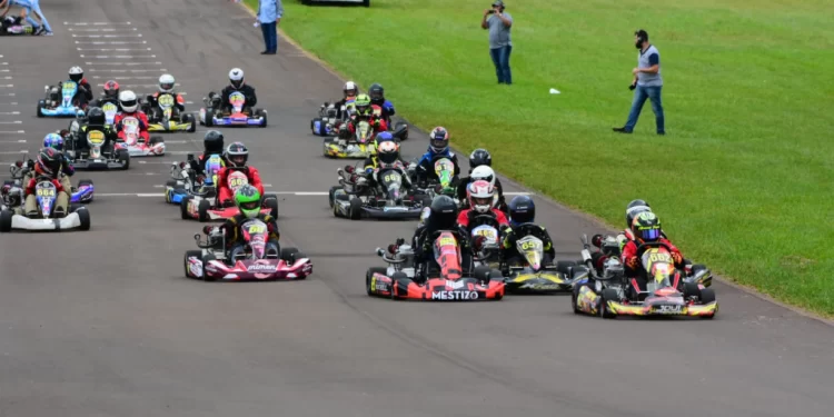 Oberá: arrancó el Campeonato Misionero de Karting en Pista