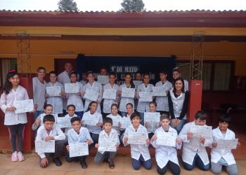 Más de 20 mil estudiantes prometieron su lealtad a la constitución