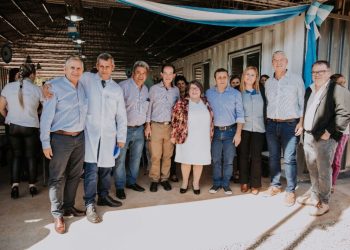 Herrera Ahuad inauguró el edificio de la Escuela Especial Nº 52 y entregó maquinaria vial en San Antonio