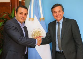 El gobernador firmó con Transporte de la Nación un acuerdo para la refacción de la Terminal de Ómnibus de San Pedro