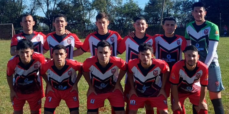 Liga Regional Obereña de Fútbol: Ex Alumnos sigue en la punta del Torneo Apertura