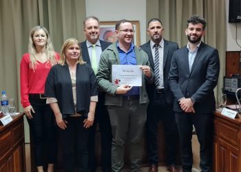 Carlos Kornuta: joven misionero distinguido por el Congreso de la Nación por su trayectoria y labor como docente