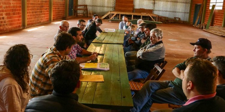 Apoyo al sector ganadero: el Ministerio del Agro entregó créditos para compra de animales