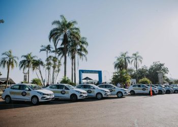 Entregaron nuevas unidades de Ahora Taxi en Puerto Iguazú