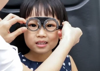 La miopía en niños aumentó un 40% en la pandemia