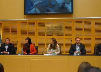 Legislatura: presentaron la Red de Escuelas inteligentes