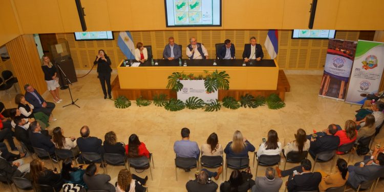 La Legislatura misionera fue sede del Primer Encuentro Regional Internacional por el Clima