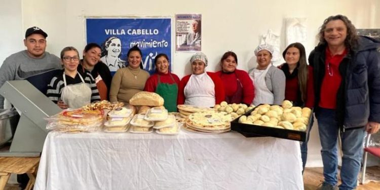 Economía popular: trabajadoras crearon «Dulces Pasteles», panadería que se sostiene y crece