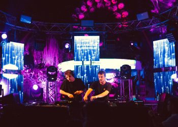 Posadas: una noche para vibrar profundo a través del Groove