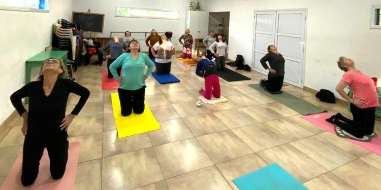 Chacra 32-33: el desarrollo comunitario del Club de Abuelos Cristo Rey, declarado de Interés Provincial