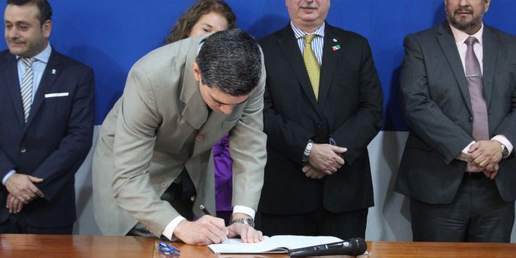 Díaz se incorpora al Superior Tribunal de Justicia