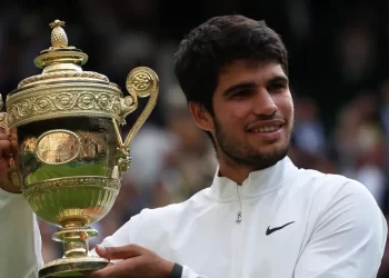 Tenis: Carlos Alcaraz, rey de Wimbledon ante Novak Djokovic