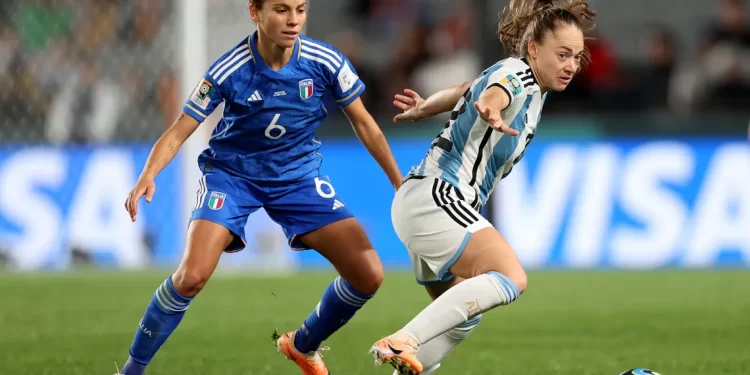 Mundial femenino: Argentina perdió con Italia en su debut