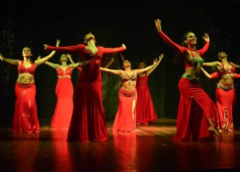 “Hagamos Danza”: un sábado oriental en el Teatro Lírico