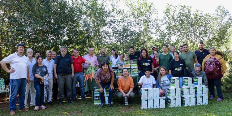 Productores misioneros se benefician con maquinaria e insumos para fortalecer su producción