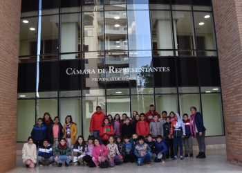 Estudiantes de Campo Viera y Montecarlo aprendieron y se divirtieron en la Legislatura