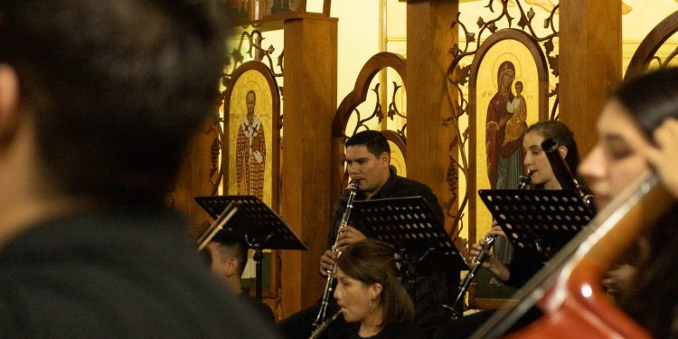 Impresiones de Juventud: un festín multicultural en la parroquia Santa Rita