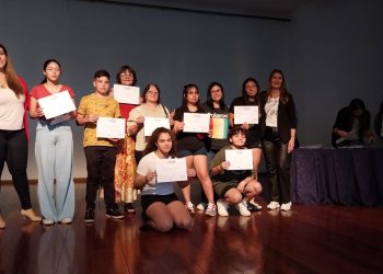 Cerro Azul:  Dudek acompañó a los deportistas destacados en los Juegos Culturales Evita