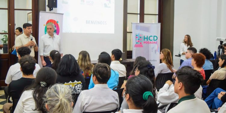 Posadas: parlamentarios estudiantiles se capacitaron en técnicas legislativas