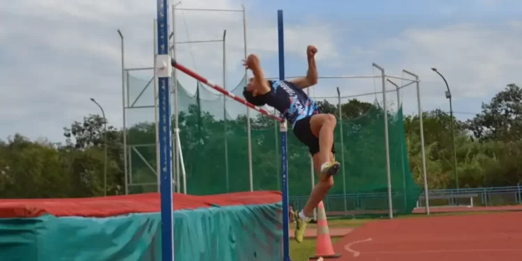 Juegos Deportivos Misioneros: más de 400 jóvenes compitieron en la final del atletismo