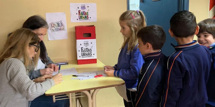 Con más de 5000 docentes inscriptos, Fruteá Tu Escuela extiende el plazo de participación