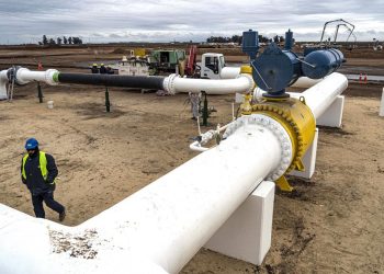 Argentina garantiza exportaciones de gas natural a Chile hasta diciembre de 2024