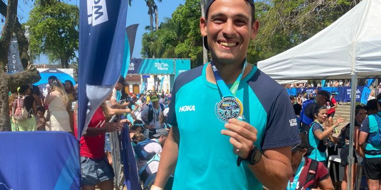 El misionero Stanganelli arrasó en la “Ultra UTMB” en la isla de Paraty, Brasil, metiéndose en el top 20