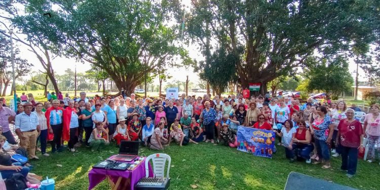 Más de 500 adultos mayores participaron del Programa Mayores Activos en el día de la primavera