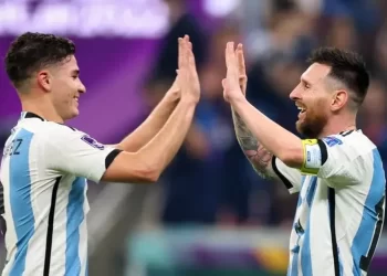 Lionel Messi y Julián Álvarez nominados al premio The Best