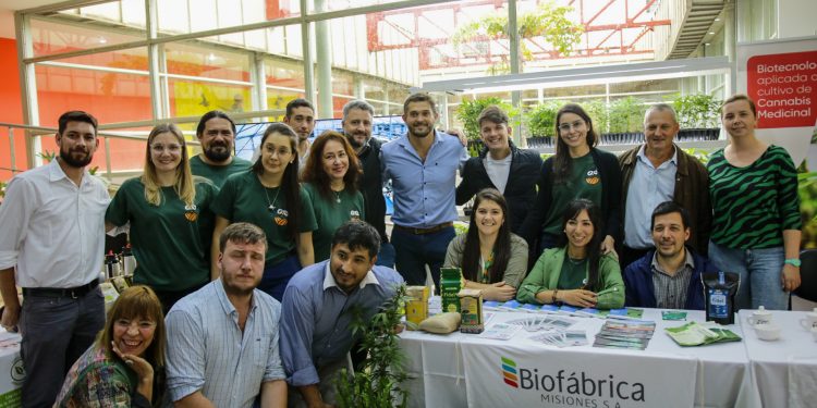 Con más de 500 participantes misiones es protagonista de la 1° Cumbre de Agricultura Sostenible del Mercosur