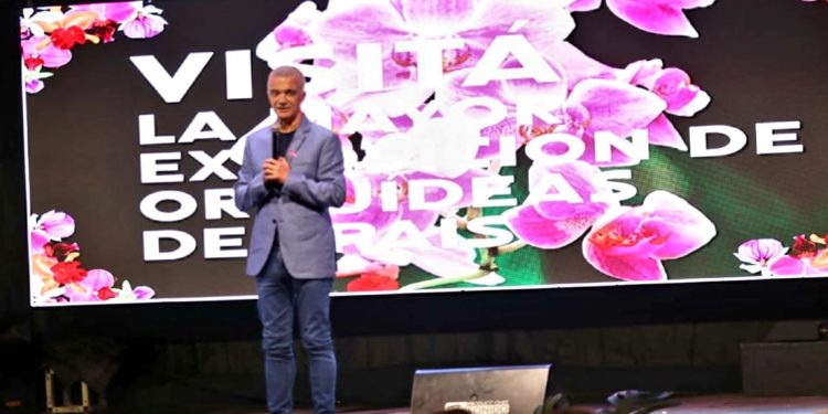 Arce destacó el compromiso y el corazón que ponen los misioneros para hacer crecer la provincia