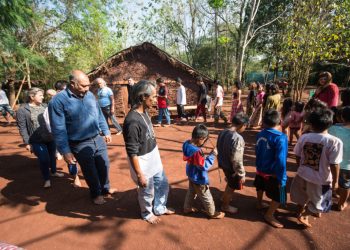 Viviendas sustentables, educación y producción para familias Mbya