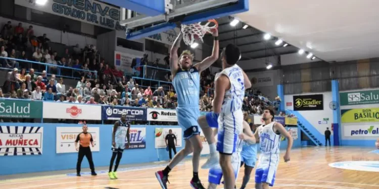 OTC logró un sólido triunfo ante Peñarol y ahora apunta a la Liga Sudamericana