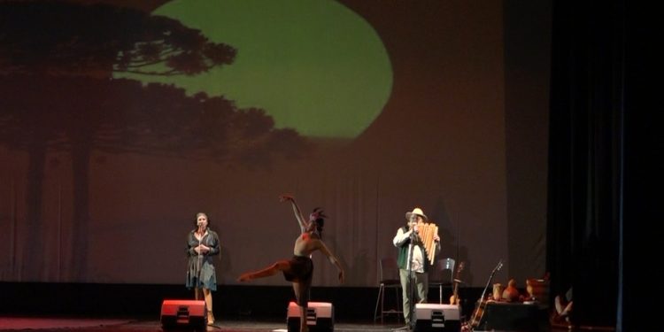 “Pará Rovaí”: música y danzas autóctonas en el Teatro Lírico
