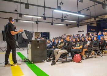 Estudiantes misioneros se aventuran a la educación disruptiva a través del programa Yendo