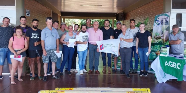 Continúa el relevamiento en el territorio provincial de familias afectadas por las inclemencias climáticas