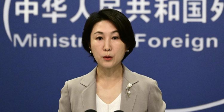 China felicitó a Milei y mostró intención de fomentar relaciones con la Argentina