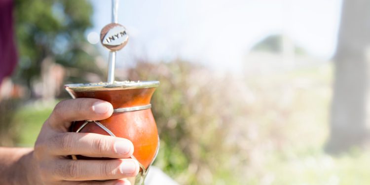 El mate, la más argentina de las tradiciones, celebra su día
